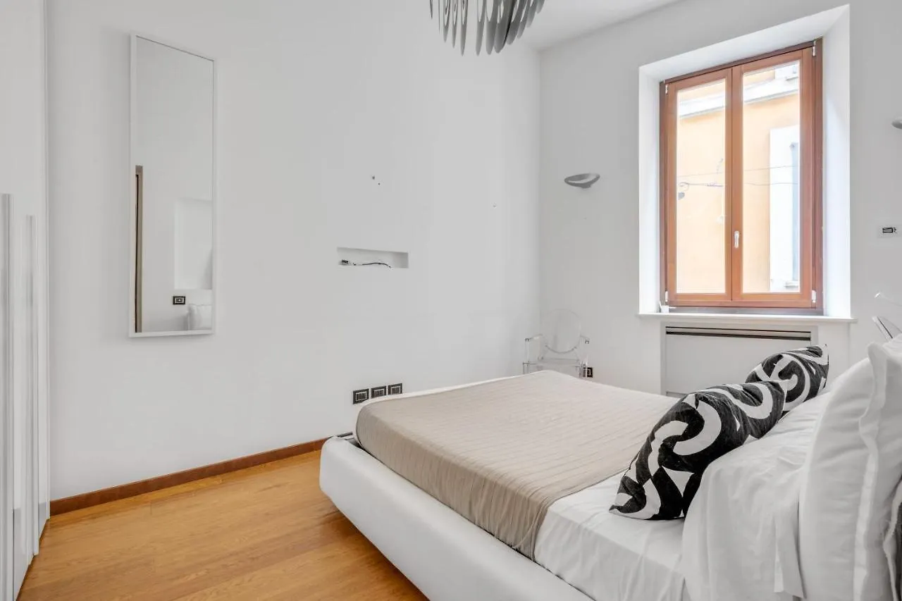 Easylife - Wonderful & Stylish House In The Center Apartment Milan 0*,